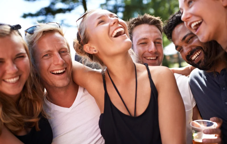 ekstrawertyk cechy osoby towarzyskie