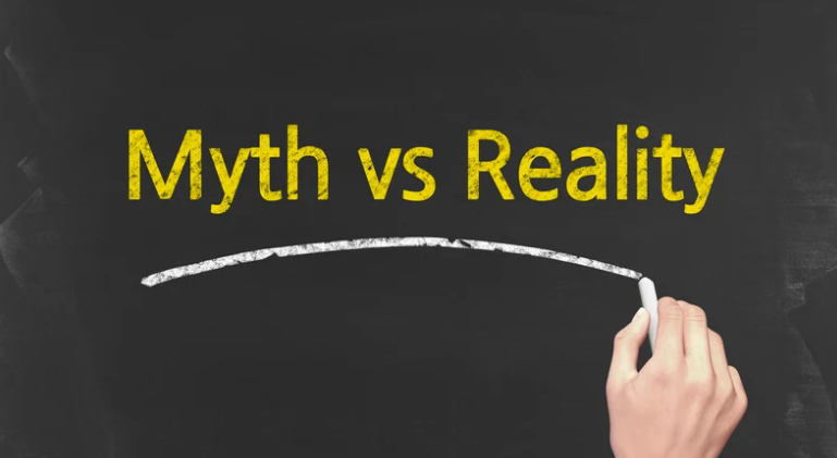 mitoman często umniejszanie zasług