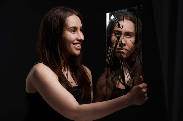 kobieta która ma choroba afektywna dwubiegunowa chad